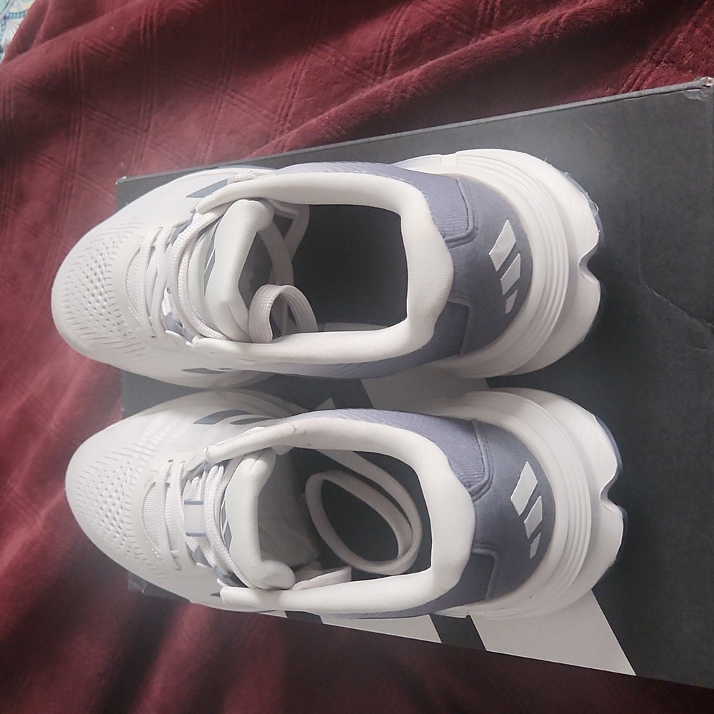 ♥️Adidas Questar 3 Men's White and Gray Sneakers - Picture 7 of 9